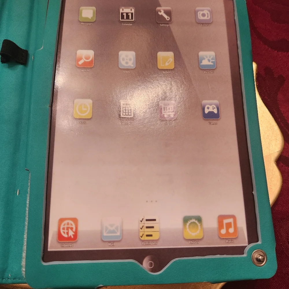 Kate Landry tablet holder
